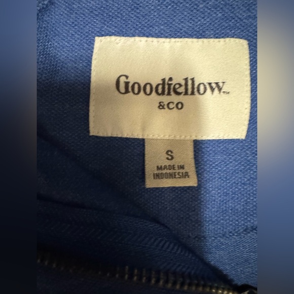 Blue Quarter-Zip Pullover - Picture 2 of 3